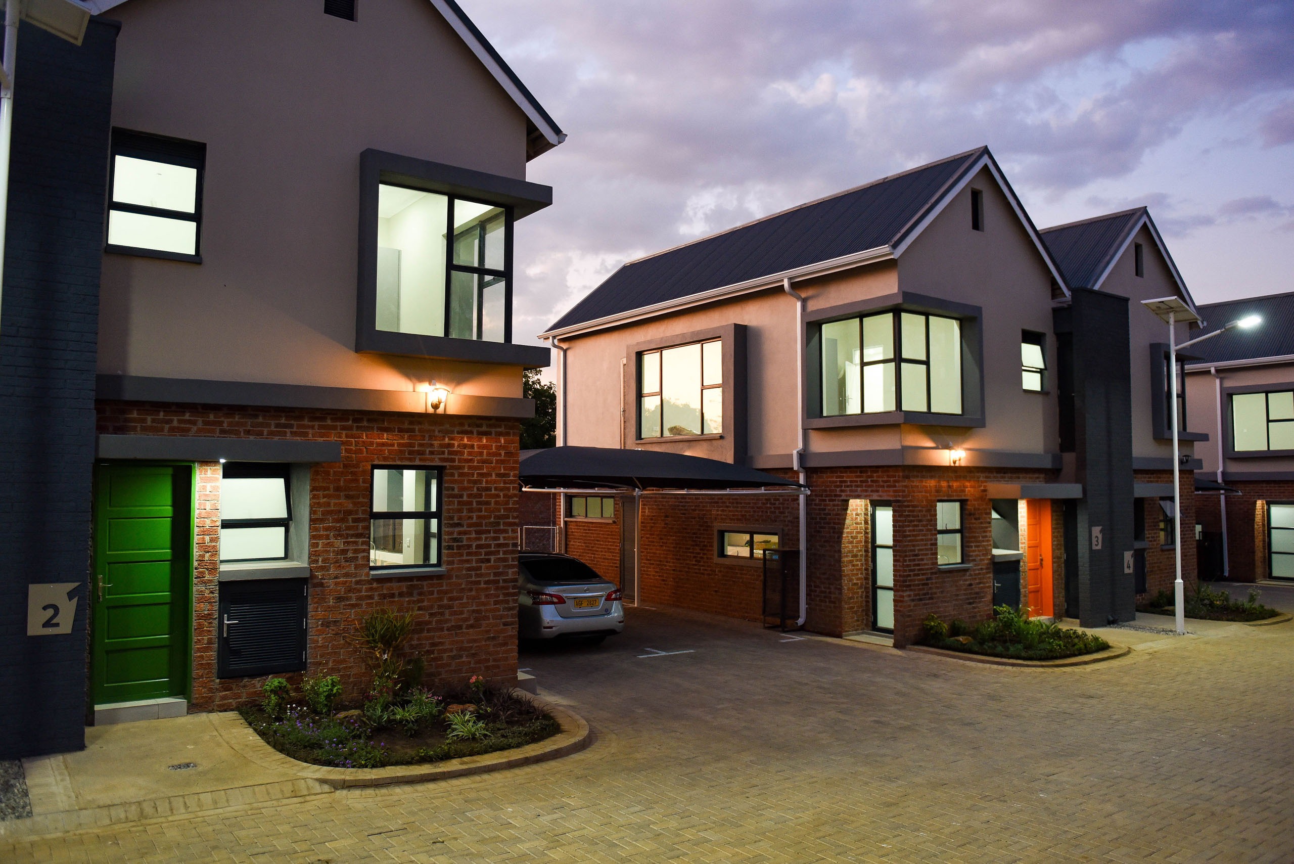 false-Glenara One 19