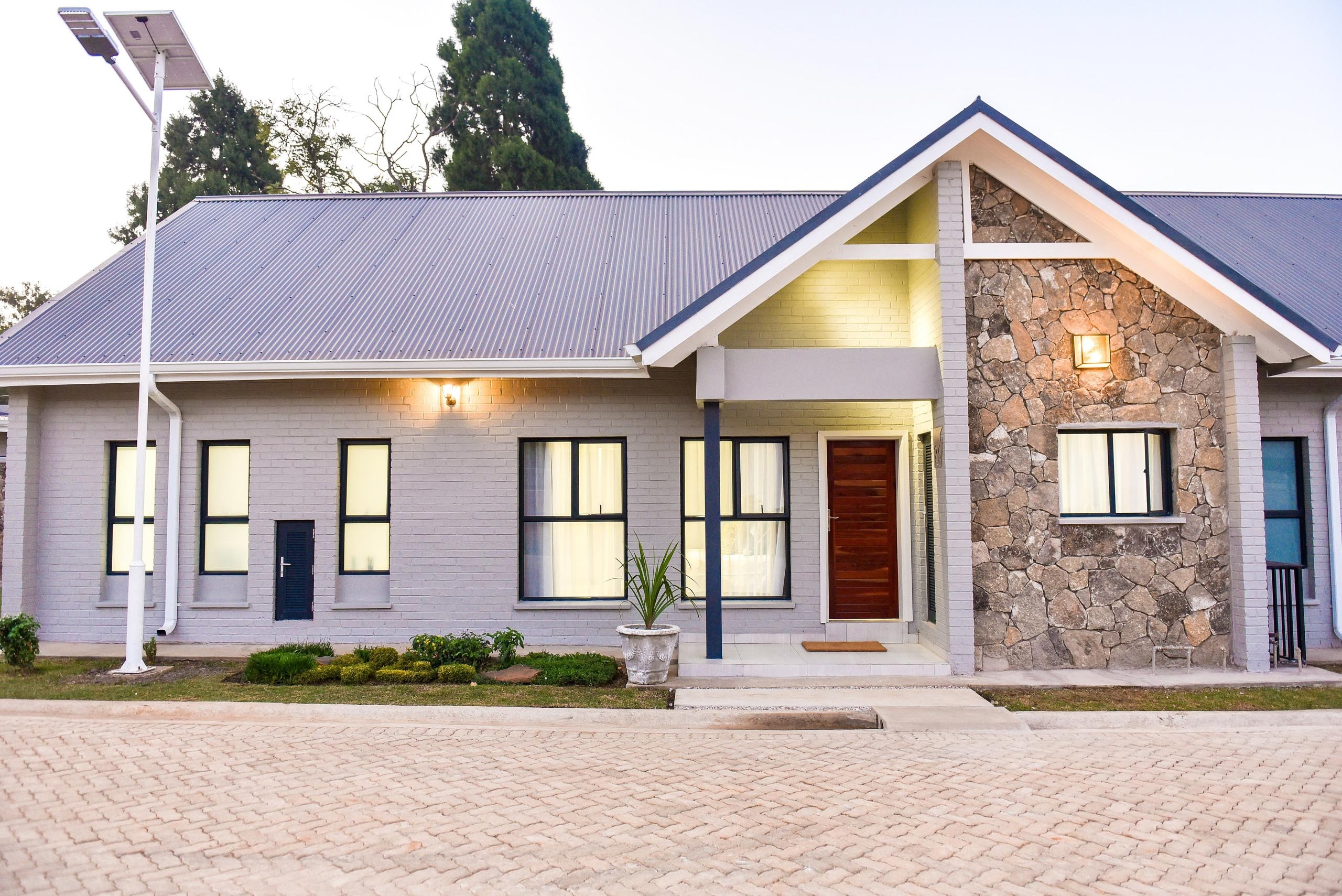 false-Wanganui One 12